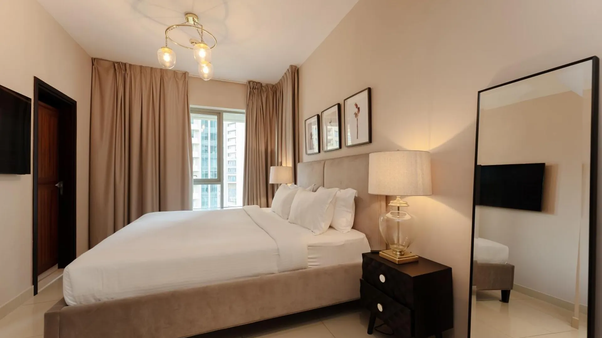 Appartement Luxury 1Br -Stunning Burj Khalifa & Fountain Views à Dubaï