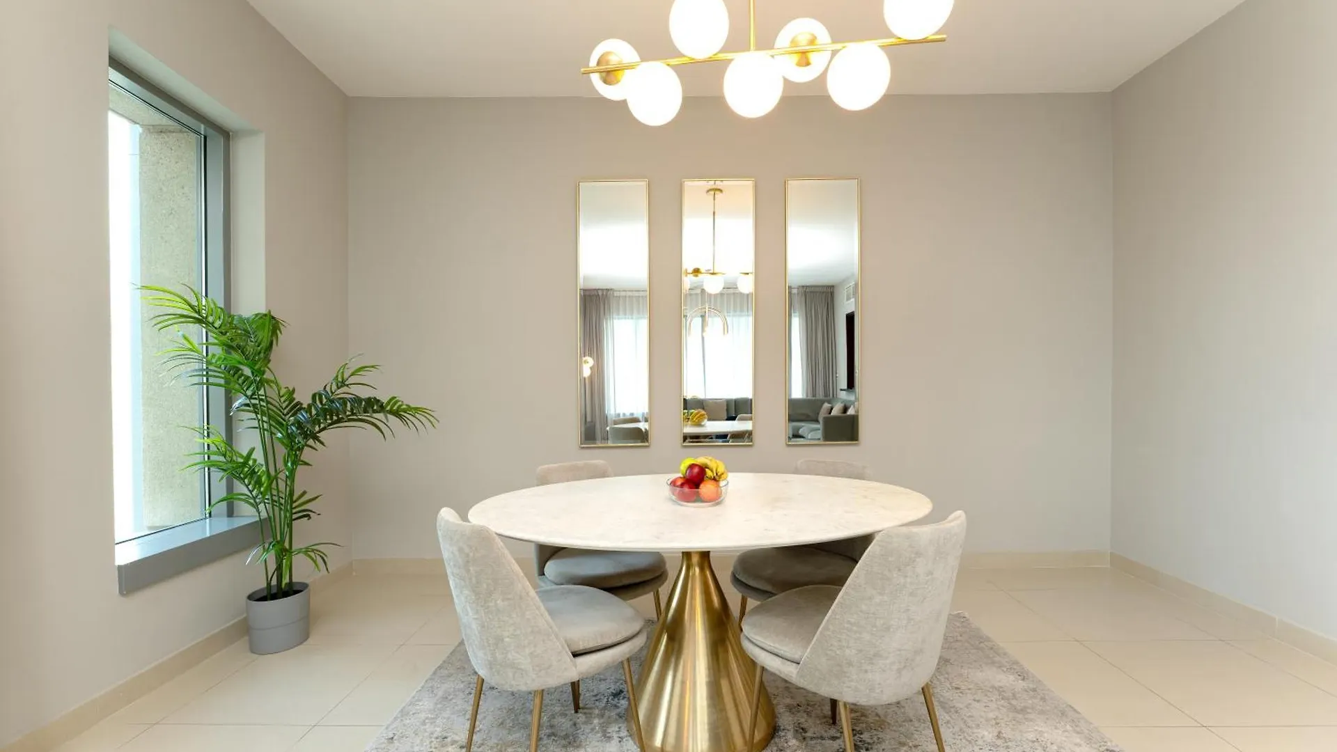 Appartement Luxury 1Br -Stunning Burj Khalifa & Fountain Views à Dubaï